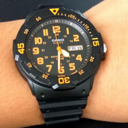 卡西歐（CASIO）運動手表學生潛水軍表夜光指針防水石英男表 HC MRW-200H-4B