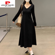 皮爾卡丹（pierre cardin）秋冬胖妹妹V領(lǐng)收腰A版針織裙子大碼顯瘦遮肉配大衣毛衣打底連衣裙 黑色 M 【95-105斤】