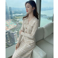 木清清格子針織連衣裙女秋冬2025年新款韓版復(fù)古氣質(zhì)中長款毛衣打底裙子 卡其色 M 專柜品質(zhì)