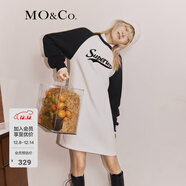 MO&Co.連衣裙重工五層結構空氣棉美式復古撞色插肩袖印花摩安珂 米杏色 S 160