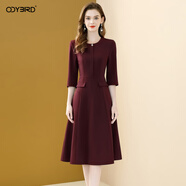 歐迪鳥(niǎo)（ODYBIRD）優(yōu)雅氣質(zhì)純色連衣裙秋季2025新款七分袖圓領(lǐng)收腰顯瘦中長(cháng)裙子 紅色 S