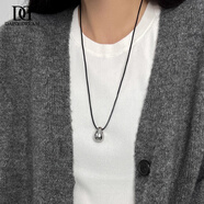 DAISY DREAM極簡冷淡風金屬光面水滴皮繩項鏈秋季毛衣鏈女氣質(zhì)經(jīng)典簡約好搭配 冷淡風金屬吊墜項鏈