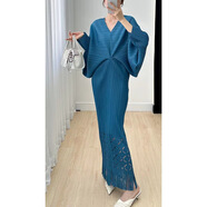 三宅褶皺蝙蝠袖連衣裙2025夏季新款流蘇鏤空V領(lǐng)長(cháng)袖氣質(zhì)時(shí)尚長(cháng)裙 湖藍色 均碼 大碼