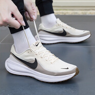 耐克（NIKE）男鞋跑步鞋2025春秋季新款REVOLUTION 8運動(dòng)鞋網(wǎng)面透氣學(xué)生休閑鞋 米色HJ9198-005革命者8系列 41