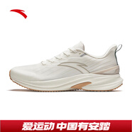 安踏（ANTA）羚跑4代跑步鞋男鞋秋季透氣網(wǎng)面訓(xùn)練運(yùn)動鞋子男112425585 紙莎白/一度灰-1 44