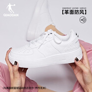 喬丹QIAODAN板鞋女鞋休閑運(yùn)動(dòng)板鞋 小白鞋女24新款百搭空軍一號(hào)滑板鞋 白色/黑色(經(jīng)典款) 37