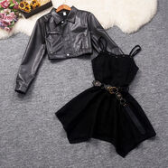 實(shí)拍2025年夏裝復(fù)古感辣妹吊帶不規(guī)則大擺裙咖啡色修腰連衣裙 搭配皮衣黑色套裝 S S