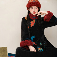 素蘿《幡動(dòng)福至 三千佛唱》冬季原創(chuàng  )設計民族風(fēng)刺繡氣質(zhì)連衣長(cháng)裙 漆黑 S