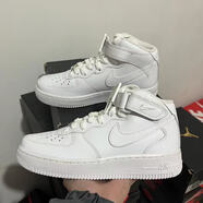 耐克（NIKE）Nike AIR FORCE '07 MID 女子純白中幫AF1空軍一號板鞋366731-100366731-10036