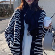 AEMAPE仿水貂絨開衫毛衣女2025秋冬新款斑馬條紋拼色寬松V領(lǐng)針織外套女 黑色 M 80斤-95斤