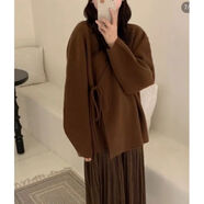 京東嚴選超好看紅色v領(lǐng)毛衣開(kāi)衫外套女20冬大碼別致慵懶風(fēng)上衣 咖啡色版獨特設計洋氣小衫軟糯甜辣風(fēng)韓系上衣日韓風(fēng)格 L L建議100-120斤