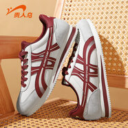 貴人鳥(niǎo)女鞋2025秋季新款復古百搭運動(dòng)鞋女情侶款百搭軟底舒適防滑休閑鞋 白/酒紅【女款】 36