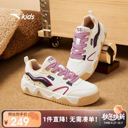 安踏兒童運(yùn)動(dòng)鞋女大童2024冬季潮流系帶低幫奶昔鞋板鞋A22448001