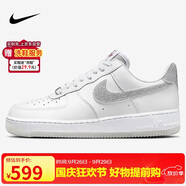 耐克女子運動板鞋WMNS AIR FORCE 1 '07 LX運動鞋HQ3461-191白灰 36