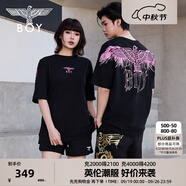 BOY LONDON【白羽入夜】春夏情侶款潮牌朋克時尚紫外線光變短袖T恤N01914 黑印粉 （玫紅色光變印花） M