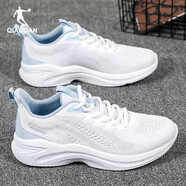 中國喬丹男鞋夏季2025新款透氣網(wǎng)面運動(dòng)鞋旗艦正品男士減震跑鞋 喬丹白/煙雨藍(網(wǎng)面透氣) 39