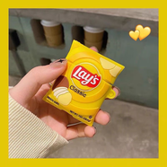 XDMY適用as4保護殼矽膠軟殼四代藍牙可愛(ài)a2代感s二代不掉蓋 【樂(lè )事薯片】矽膠軟殼戴套可充電 蘋(píng)果AirPods1/2代通用