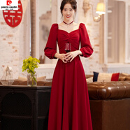 皮爾卡丹登記領(lǐng)證小白裙法式長(cháng)袖婚紗禮服裙平時(shí)可穿宴會(huì )氣質(zhì)連衣裙女秋季 紅色 S