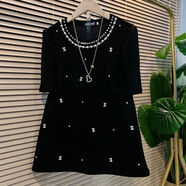 加大碼女裝歐洲站洋氣短袖上衣胖妹妹百搭顯瘦釘珠燙鉆半袖T恤衫 黑色 3XL 3XL建議120-150斤