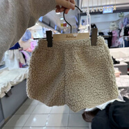 女童冬裝短褲寶寶洋氣兒童個(gè)性潮韓版時(shí)髦網(wǎng)紅毛毛加厚可愛(ài)休閑褲 卡其色 80 cm