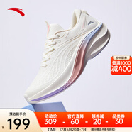 安踏（ANTA）葉子5 跑步鞋女秋季新款軟底輕質(zhì)跑鞋運動(dòng)鞋女 象牙白-6 40