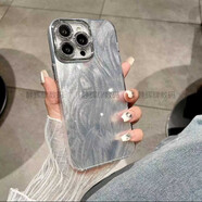 原裝適用蘋(píng)果16promax手機殼iphone13新款2025瑪法達15復古格子16 羽紗閃粉殼 iPhone 6s