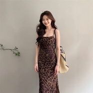 風(fēng)辣妹豹紋吊帶洋裝春夏新款修身顯瘦開(kāi) 叉氣質(zhì)長(cháng)裙防曬罩衫 豹紋吊帶裙 S 碼 78-98