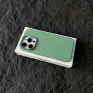 山頭林村梵皓伊輕薄質(zhì)感凱夫拉碳纖維新款蘋(píng)果6Proam手機殼Phone5 凱夫拉-綠色輕薄格子-內置磁吸[ IPhone17Promax