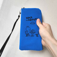 其他家55英寸67英寸7英寸華為OPPO榮耀vivo蘋(píng)果三星手機套絨布袋便攜拉鏈包老人手機包防塵可掛脖手機袋 6點(diǎn)0-6點(diǎn)7藍色單身兔斯基+掛繩 其他手機型號