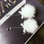 祥源昌華水木手工制作可愛(ài)貂皮球長(cháng)耳環(huán)14K金填充耳環(huán)沒(méi)有穿耳夾的婦女 奶白色質(zhì)耳釘一對