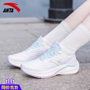 安踏（ANTA）凌風(fēng)跑鞋2025秋冬季新款休閑百搭女鞋輕質(zhì)緩震運(yùn)動(dòng)鞋網(wǎng)面跑步鞋 -2紙莎白/冰凍藍(lán)/淺霧紫 35.5