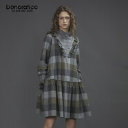 達衣巖優(yōu)雅浪漫2025冬新品法式風(fēng)棉紡格紋印花荷葉邊A擺連衣裙女 遠征綠 S