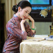 一城風(fēng)絮野塘玫瑰丨原創(chuàng  )設計丨春夏復刻提花緞古法優(yōu)雅收腰中式立領(lǐng)短旗袍 紫色提花緞復原修身旗袍 S