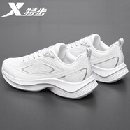 特步（XTEP）男鞋運動(dòng)鞋男新款跑步鞋皮面透氣減震休閑鞋子男軟底老爹鞋男跑鞋 經(jīng)典白/銀色 【新款皮面】 43