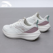 安踏（ANTA）女鞋運動(dòng)鞋女2025冬冬新款皮面防水跑步鞋女士輕便跑鞋減震鞋子女 象牙白/香芋紫-1【網(wǎng)面透氣】 39