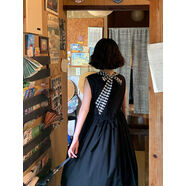 霍里德地圖拼接格子背心裙女夏季后背系蝴蝶結中長(cháng)款黑色連衣裙 短袖款現貨不含內搭 M M