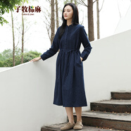 子牧棉麻2026春裝 女森系復古磨毛印花連衣裙立領(lǐng)長(cháng)袖打底中長(cháng)裙0863 藏藍色 2XL (建議135-150斤)