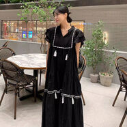 韓國chic法式民族風(fēng)V領(lǐng)荷葉袖流蘇吊墜拼接褶皺感寬松連衣裙長(cháng)裙 黑色 均碼 均碼