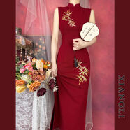 巷里復古新中式紅色改良旗袍夏季無(wú)袖國風(fēng)刺繡修身訂婚開(kāi)叉連衣裙 紅色現貨 L L