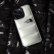 饃彭蘋(píng)果17pro手機殼適用iPhoneProMax冬季新款6個(gè)性簡(jiǎn)約5歐美風(fēng)4 【服】北潮銀色 iPhone 15 Pro Max