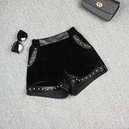 歐貨2020春秋新款綿羊皮拼接金絲絨短褲女松緊腰真皮鉚釘熱褲靴褲 黑色 S