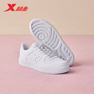 特步情侶男女板鞋小白鞋空軍一號冬季革面保暖運動(dòng)板鞋休閑鞋