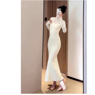 園翌步步生蓮黑色微透裙裙女秋冬季常規袖領(lǐng)內搭 杏色 L