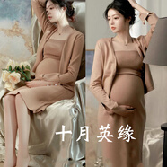 新款孕婦寫(xiě)真攝影性感服裝孕媽咪孕味藝術(shù)照針織連身衣照相館孕婦 駝色開(kāi)衫鈕扣款+抹胸+裙子_24 M