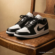 耐克（NIKE）AJ1女子運動(dòng)鞋刺繡板鞋 AIR JORDAN 1 LOW DC0774-101 38.5