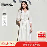 尚都比拉度假連衣裙女秋季七分袖鏤空刺繡優(yōu)雅氣質(zhì)A字裙V領(lǐng)系帶顯瘦中長(cháng)裙