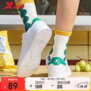 特步情侶男女鞋板鞋小白鞋秋冬保暖防滑耐磨板鞋男休閑鞋