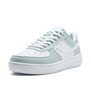 特步情侶男女板鞋小白鞋空軍一號秋冬革面保暖運動(dòng)板鞋休閑鞋