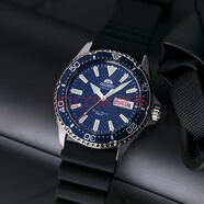 雙獅手表男運動(dòng)潛水表200m防水夜光全自動(dòng)機械表橡膠表帶腕表原裝進(jìn)口 藍牙藍盤(pán)潛水表