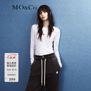 MO&Co.M字母金屬章仔魚(yú)骨線(xiàn)修身長(cháng)袖正肩T恤弧形下擺上衣上裝黑白色 本白色-第2批 S 160